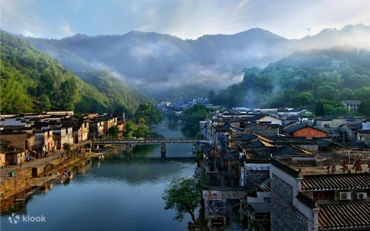 A scenic view of Yaoli Scenic Area