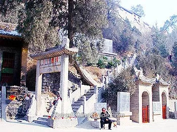 A scenic view of yaozhou_kiln_museum_scenic_area