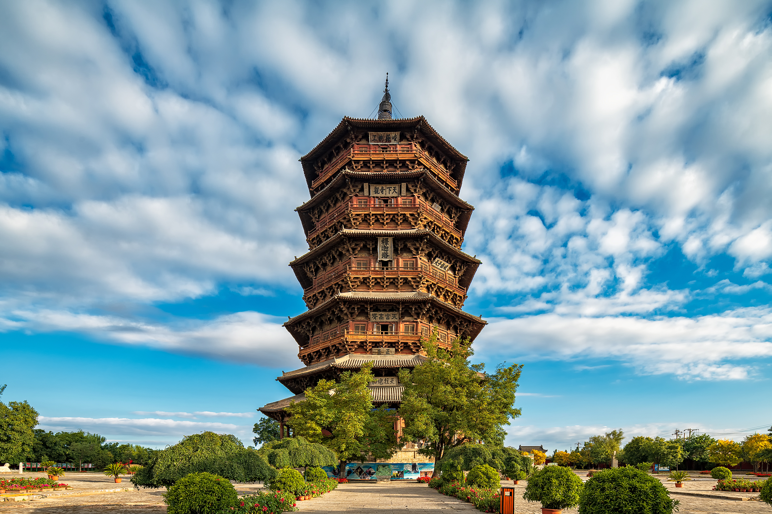 A scenic view of Yingxian Wooden Pagoda