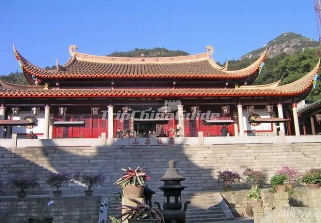 A scenic view of yongquan temple