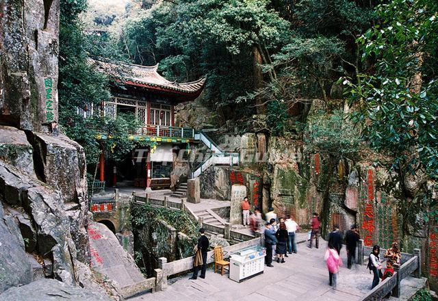 A scenic view of yongquan temple