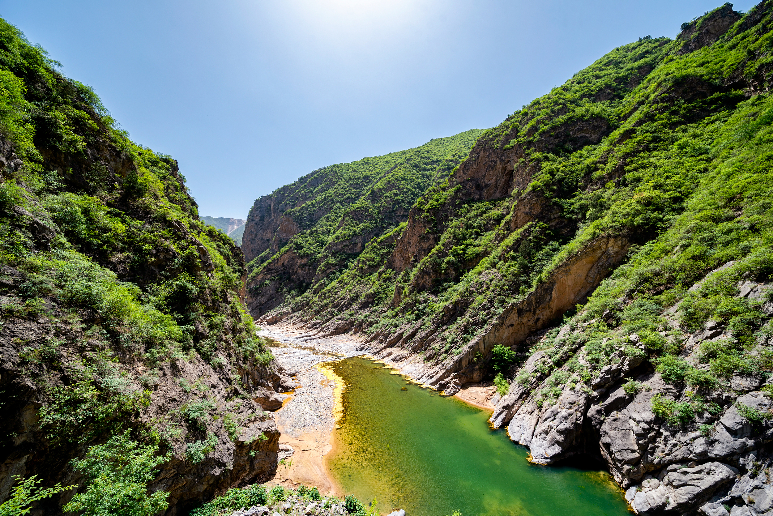 A scenic view of zheng_guo_canal_head_ruins