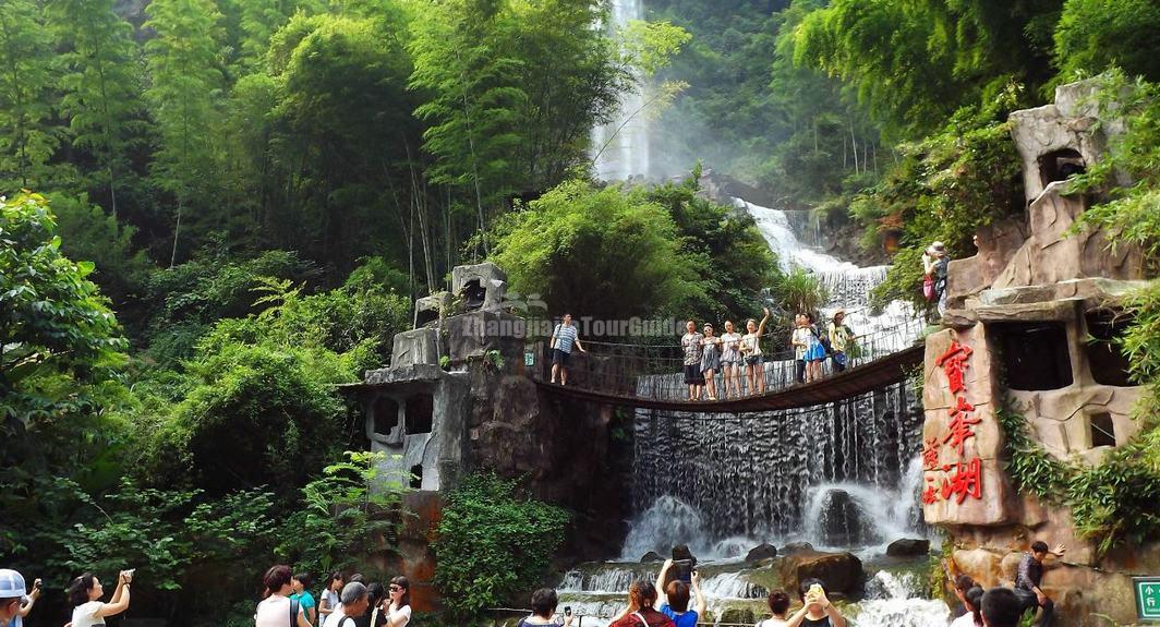 A scenic view of Zhengjue Si